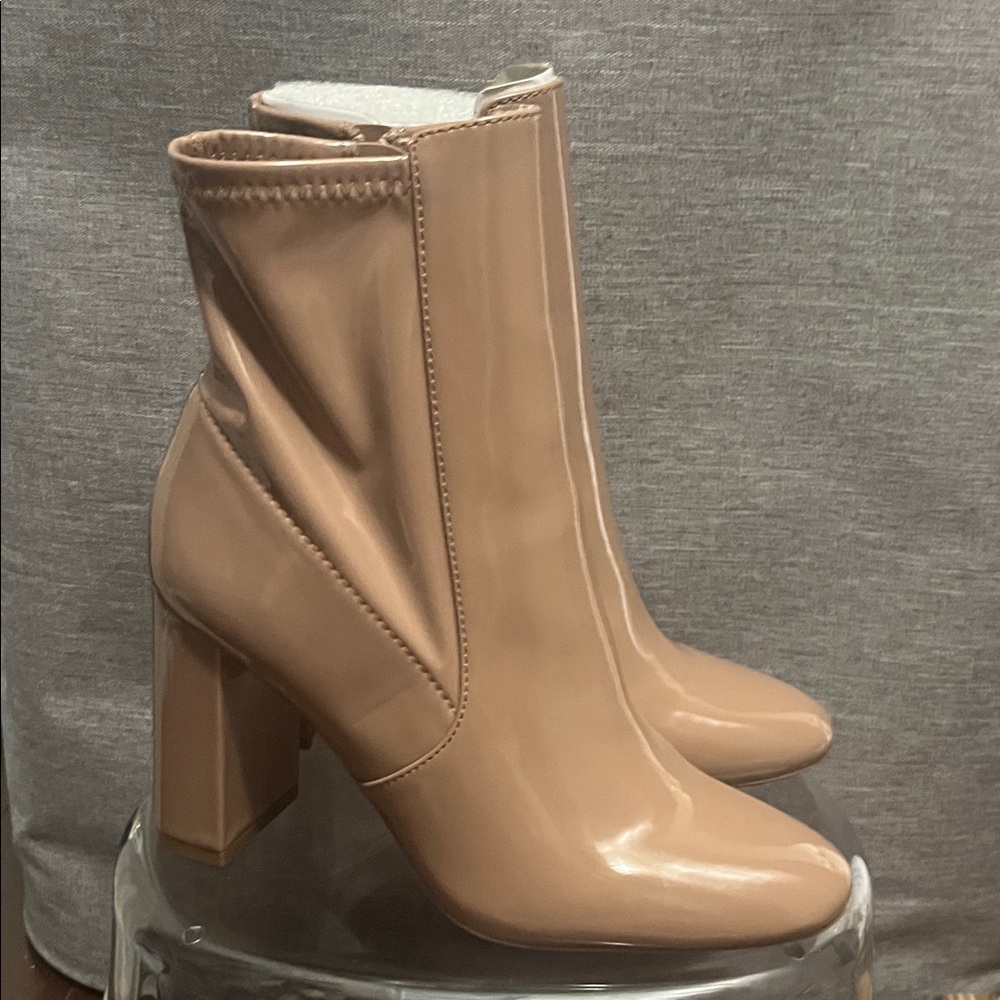 Aldo Glossy Beige Heeled Boots